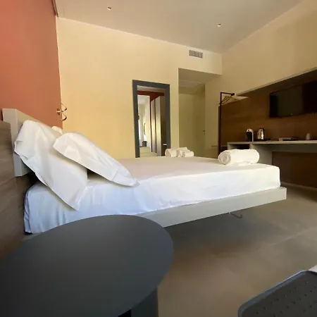 Levante And Lejlighed *