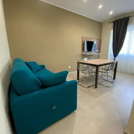 Levante And Apartmán Bari